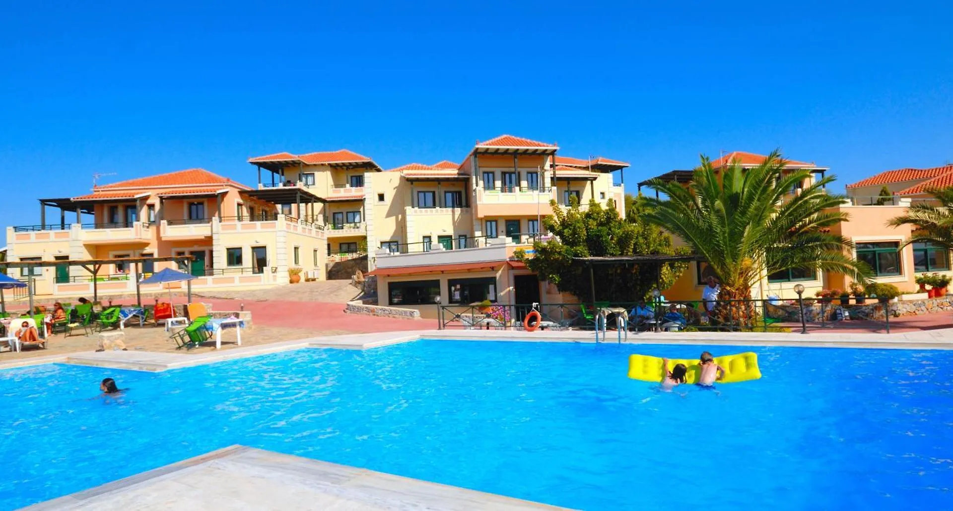 Aloni Suites Chorafakia Aparthotel