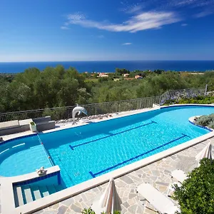 https://villa-theodora-lakithra.kefaloniahotels.net