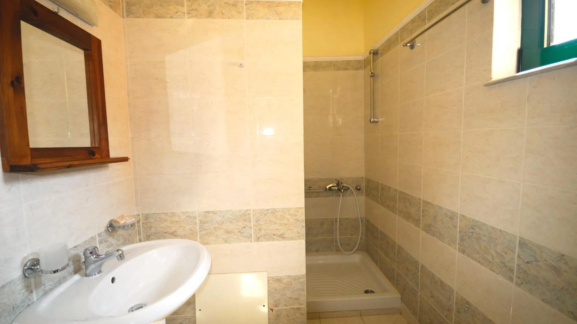 Aloni Suites Chorafakia Appart hôtel