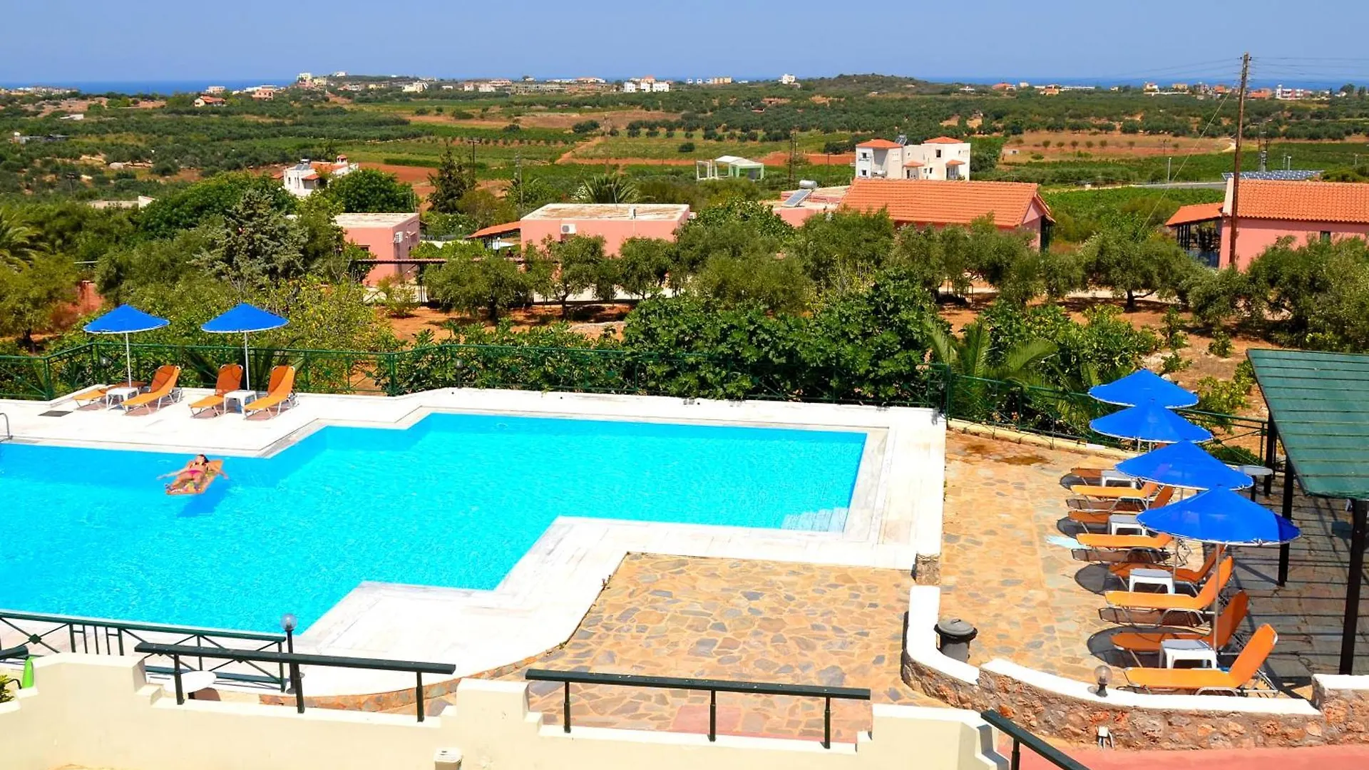 Ξενοδοχείο με διαμερίσματα Aloni Suites Χωραφάκια