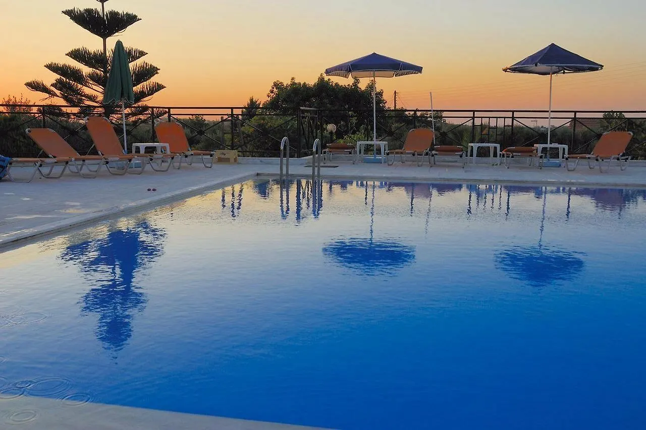 Aloni Suites Χωραφάκια 3*,